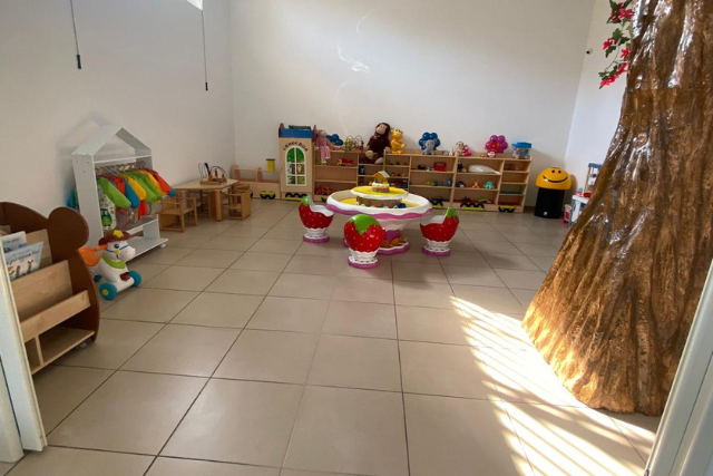 aula-scuola-dell-infanzia-e-nido-Marigliano-Il-Trenino Aula della Scuola dell'Infanzia a Marigliano e Nido. Il Trenino