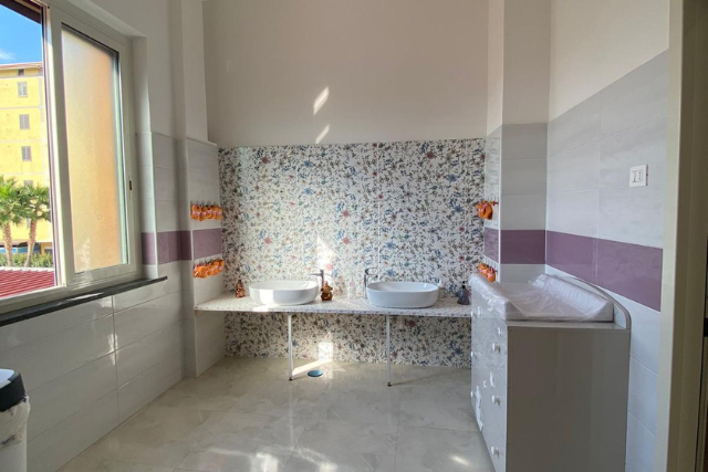 bagni-scuola-dellinfanzia-il-trenino-marigliano Bagni della Scuola dell'Infanzia a Marigliano e Nido. Il Trenino