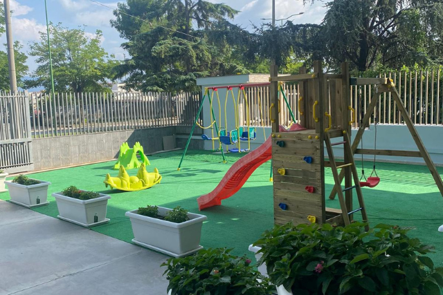 outdoor-spazio-esterni-scuola-infanzia-nido-arigliano-il-trenino Spazi Esterni scuola dell'infanzia e nido Marigliano - Il Trenino